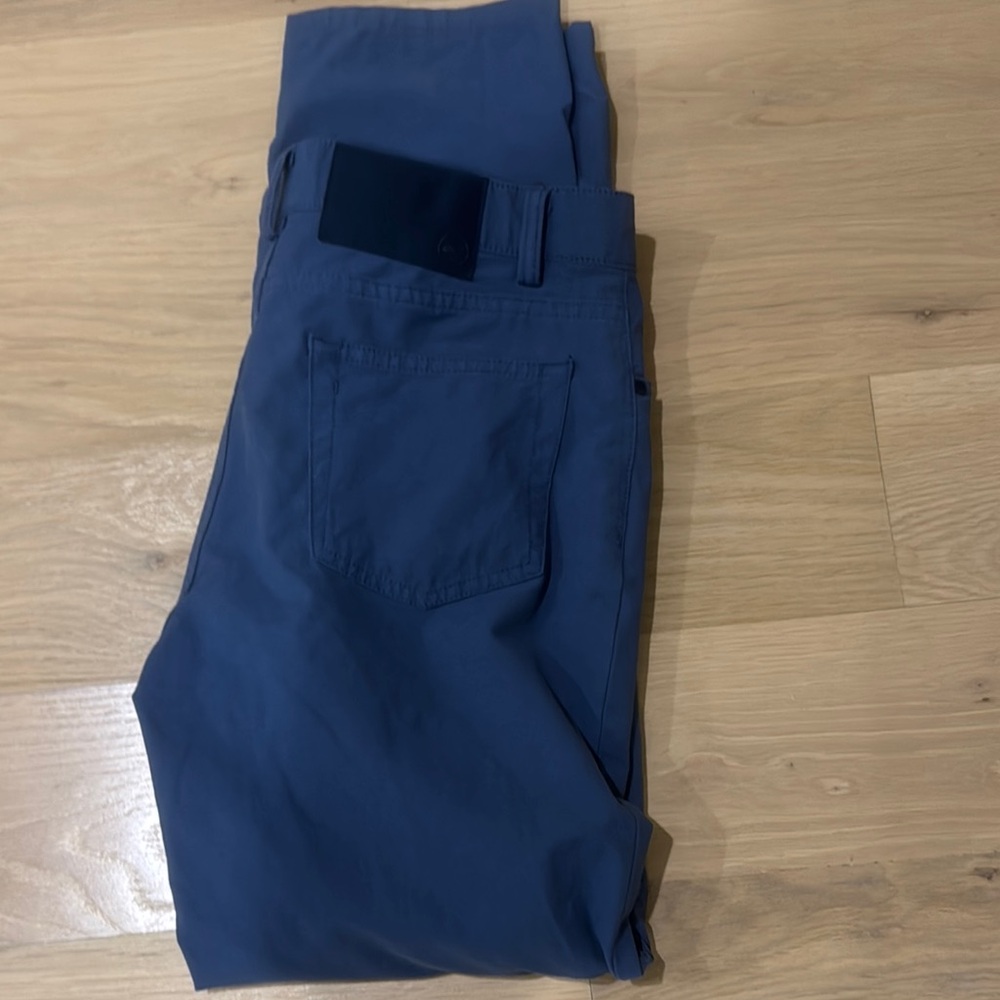 Vineyard vines like new blue golf pants